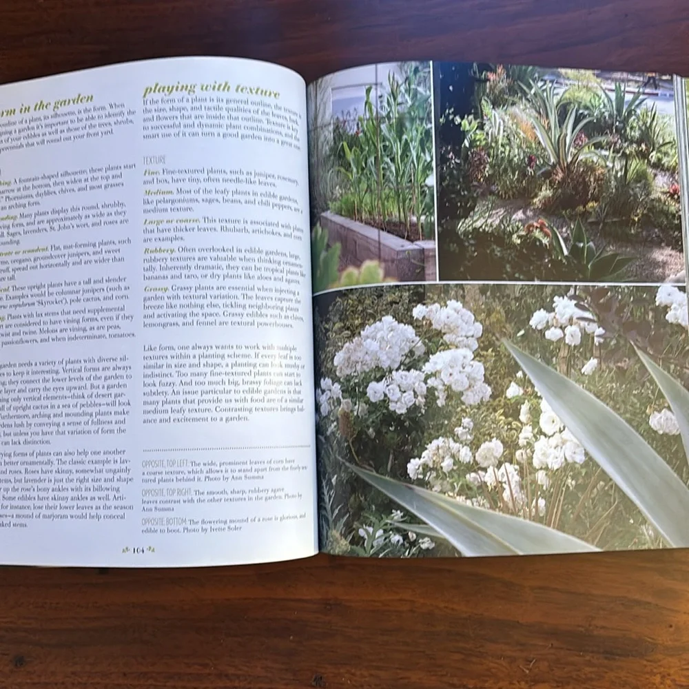 The Edible Front Yard. The Mow Less, Grow More Plan for a Bountiful Garden - Picture 11 of 16